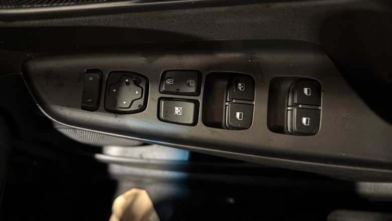 Hyundai Kona 1.6 GDi Hybrid SE Connect 5dr DCT Hybrid Hatchback